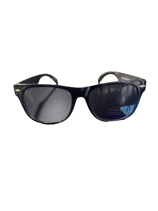 style 018 classic black on black sunglasses